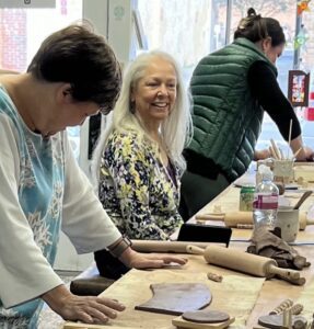 Mud Gallery Ceramics & Fine Art